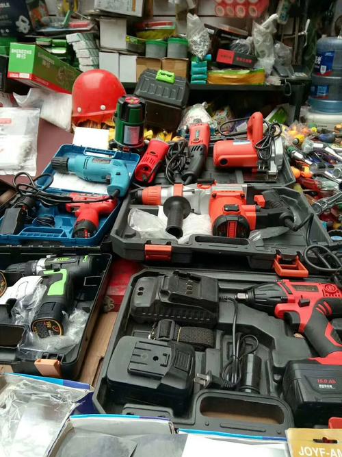 五金工具批發(fā)零售一體模式 如何打造一站式五金采購新體驗