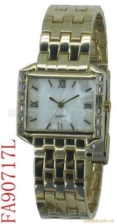 深圳市鴻源達表業 專業設計生產銷售石英手表